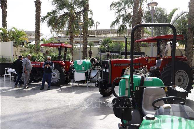 Máy móc cơ giới hóa được trưng bày tại triển lãm. Ảnh: Thanh Bình - PV TTXVN tại Israel
