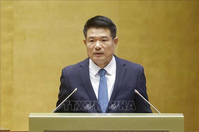 Viện trưởng Viện kiểm sát nhân dân tối Nguyễn Huy Tiến cao trình bày Báo cáo công tác năm 2025 của Viện trưởng Viện kiểm sát nhân dân tối cao. Ảnh: Doãn Tấn - TTXVN