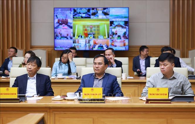 Đại diện các nhà thầu, đơn vị thi công tham dự phiên họp thứ 22 của Ban Chỉ đạo Nhà nước các công trình, dự án quan trọng quốc gia, trọng điểm ngành giao thông vận tải. Ảnh: Dương Giang-TTXVN
