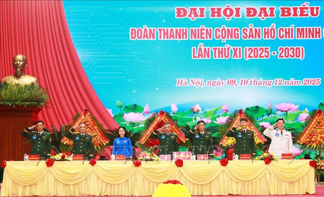 Đoàn Chủ tịch điều hành Đại hội. Ảnh: Trọng Đức - TTXVN.