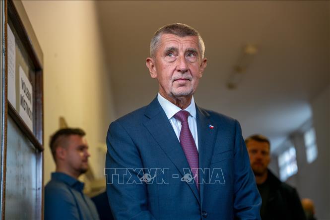 (Tư liệu) Ông Andrej Babis tại một điểm bầu cử ở Ostrava, CH Séc, ngày 3/10/2025. Ảnh: THX/TTXVN