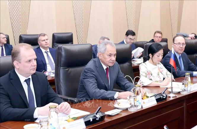 Secretary of the Russian Federation Security Council Sergei Shoigu at the talks. VNA Photo: Phạm Kiên