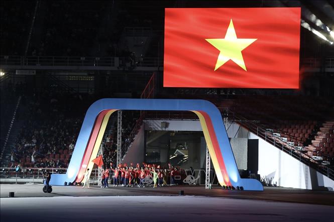 Đoàn thể thao Việt Nam tại lễ khai mạc SEA Games 33. Ảnh: Minh Quyết - PV TTXVN từ Thái Lan