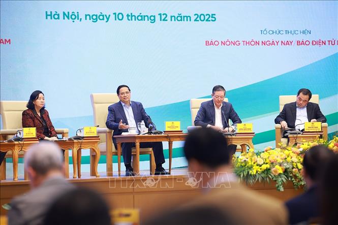 Thủ tướng Phạm Minh Chính đối thoại với nông dân năm 2025. Ảnh: Dương Giang-TTXVN 