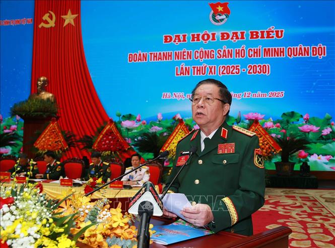  Đại tướng Nguyễn Trọng Nghĩa, Ủy viên Bộ Chính trị, Bí thư Trung ương Đảng, Ủy viên Thường vụ Quân ủy Trung ương, Chủ nhiệm Tổng cục Chính trị QĐND Việt Nam phát biểu. Ảnh: Trọng Đức - TTXVN