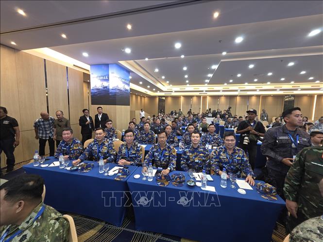 Đoàn Việt Nam tham gia AUMX-2 tại Batam, Indonesia. Ảnh: Minh Thái - PV TTXVN tại Indonesia.