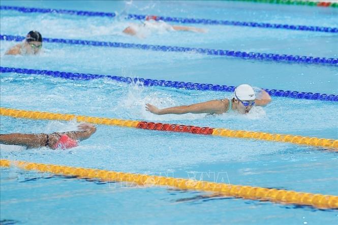 VĐV Võ Thị Mỹ Tiên giành HCB nội dung 200m bơi bướm nữ. Ảnh: Minh Quyết - PV TTXVN tại Thái Lan