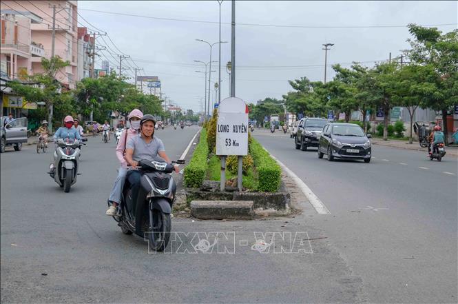 Điểm giao của Quốc lộ 91 tại Km7 với dự án nâng cấp mở rộng đã hoàn thành (phường Thới An Đông, thành phố Cần Thơ). Ảnh: Thanh Liêm - TTXVN