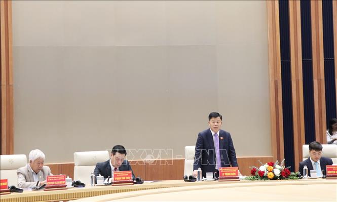 Phó Chủ tịch UBND thành phố Hải Phòng Lê Trung Kiên phát biểu tại Hội nghị. Ảnh: Mạnh Tú – TTXVN