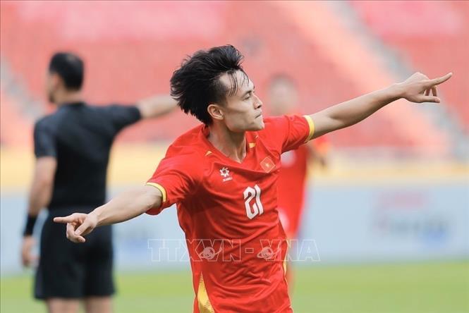 Niềm vui của Minh Phúc (21) sau khi ghi bàn nâng tỷ số lên 2-0 cho U22 Việt Nam. Ảnh: Minh Quyết – PV TTXVN tại Thái Lan