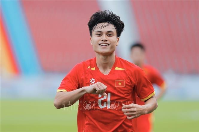 Niềm vui của Minh Phúc (21) sau khi ghi bàn nâng tỷ số lên 2-0 cho U22 Việt Nam. Ảnh: Minh Quyết – PV TTXVN tại Thái Lan