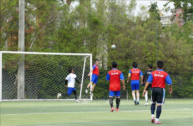 Một pha cứu thua đẹp mắt. Ảnh: Xuân Tú - PV TTXVN tại Lào