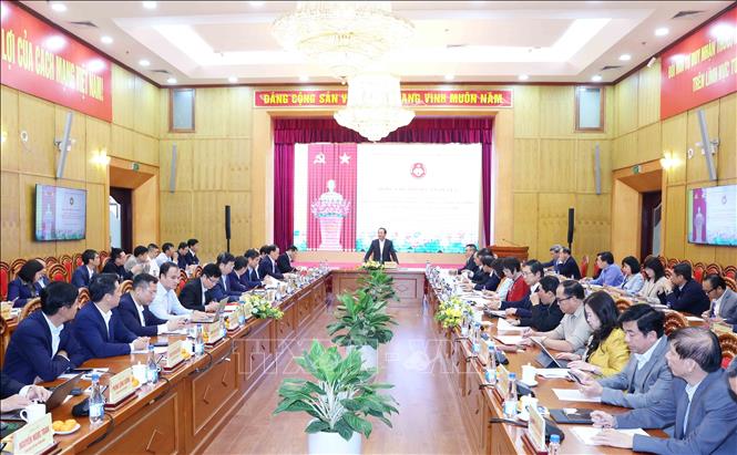 Trưởng Ban Tuyên giáo và Dân vận Trung ương Trịnh Văn Quyết làm việc với các cơ quan báo chí. Ảnh: Phương Hoa – TTXVN 
 