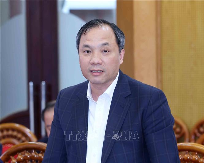 Đồng chí Hoàng Trung Dũng, Uỷ viên Trung ương Đảng, Tổng Biên tập Tạp chí Cộng sản phát biểu tại buổi làm việc. Ảnh: Phương Hoa - TTXVN