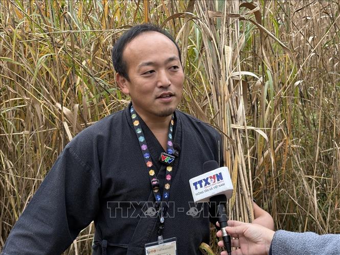 Ông Yosuke Miyao, người sáng lập  Tổ chức phi lợi nhuận Maruyoshi, trả lời phỏng vấn của phóng viên TTXVN. Ảnh: Xuân Giao – Pv TTXVN tại Nhật Bản