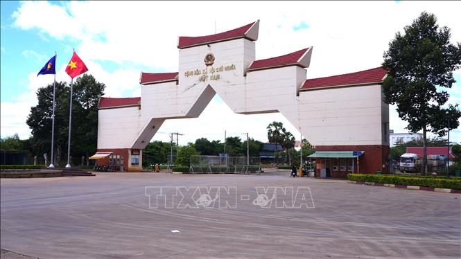Quốc môn Cửa khẩu quốc tế Xa Mát (xã Tân Lập, tỉnh Tây Ninh). Ảnh: Minh Phú - TTXVN