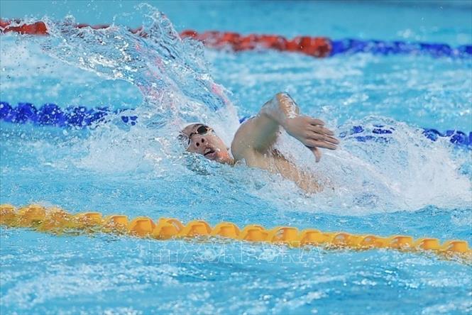 Phần thi của Nguyễn Huy Hoàng ở nội dung bơi 4x200 m tự do nam. Ảnh: Minh Quyết - PV TTXVN tại Thái Lan