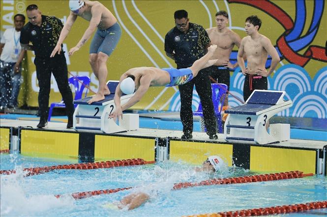 Phần thi của Nguyễn Huy Hoàng ở nội dung 4x200m nam tự do. Ảnh: Minh Quyết - PV TTXVN tại Thái Lan