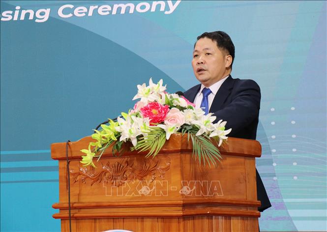 Tiến sĩ Nguyễn Doãn Thành, Hiệu trưởng Trường Cao đẳng Du lịch Nha Trang (NTC), phát biểu tại buổi lễ. Ảnh: Nguyễn Thành – TTXVN