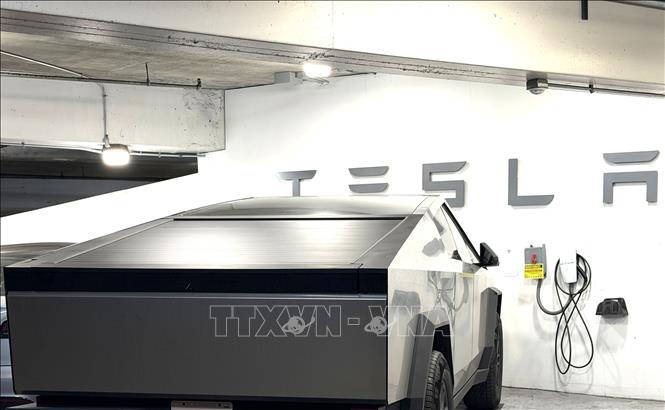 Một trạm sạc của Tesla bên trong tòa nhà ở thành phố Chicago. Ảnh: Ngọc Quang - PV TTXVN tại Mỹ