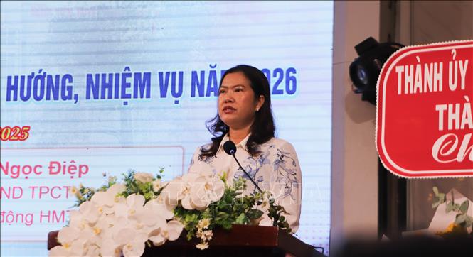 Bà Nguyễn Thị Ngọc Điệp, Phó Chủ tịch UBND thành phố Cần Thơ, phát biểu. Ảnh: Hồng Thái - TTXVN