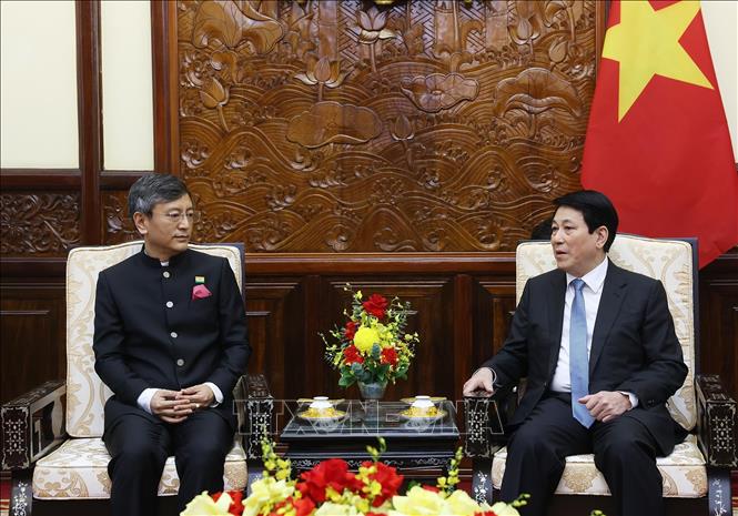 Chủ tịch nước Lương Cường tiếp Đại sứ Ấn Độ tại Việt Nam Tshering Wangchuk Sherpa. Ảnh: Lâm Khánh - TTXVN