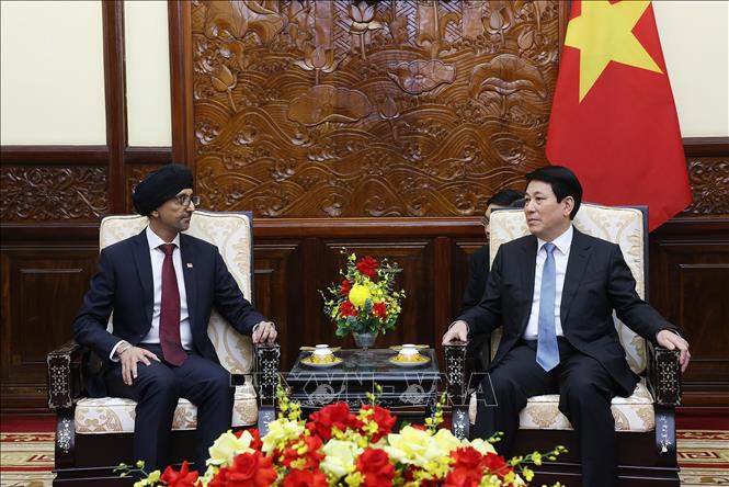 Chủ tịch nước Lương Cường tiếp Đại sứ Cộng hoà Singapore tại Việt Nam Rajpal Singh. Ảnh: Lâm Khánh - TTXVN