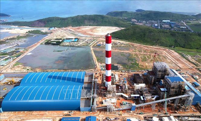 Dự án Nhà máy Nhiệt điện Quảng Trạch I đã hoàn thành 97,24% phấn đấu hòa lưới thương mại trong tháng 1/2026; phát điện thương mại Tổ máy 1 vào tháng 5/2026 và Tổ máy 2 vào tháng 10/2026. Ảnh: Nguyên Linh-TTXVN
