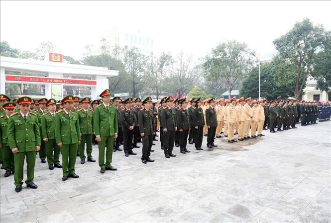 Các khối lực lượng Công an tỉnh Thanh Hóa tham gia Lễ ra quân chấn áp tội phạm. Ảnh: TTXVN phát
