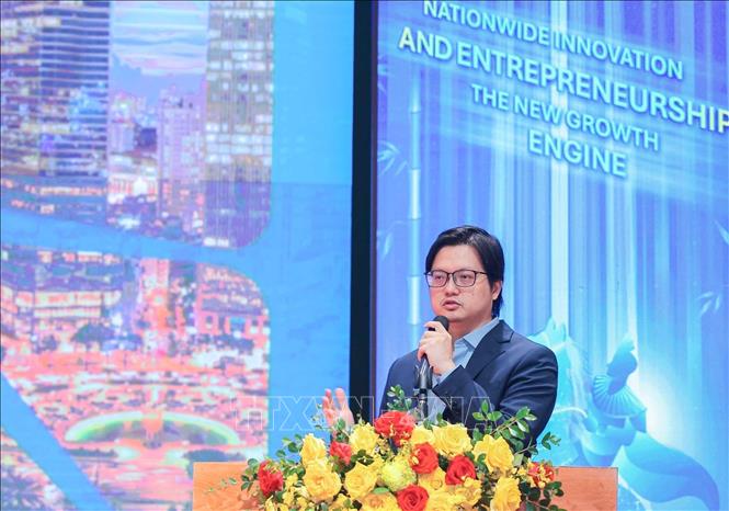 Giám đốc Đầu tư Touchstore Partners Lê Thành Nam tham luận tại diễn dàn. Ảnh: Hoàng Hiếu - TTXVN
