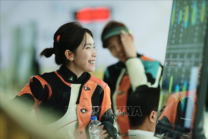 Phí Thanh Thảo cùng với đồng đội Lê Thị Mộng Tuyền đã thi đấu tốt và đủ điểm lọt vào chung kết nội dung cá nhân. Ảnh: Minh Quyết - PV TTXVN tại Thái Lan
