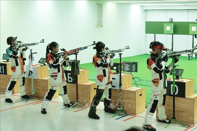 Phí Thanh Thảo cùng với đồng đội Lê Thị Mộng Tuyền đã thi đấu tốt và đủ điểm lọt vào chung kết nội dung cá nhân. Ảnh: Minh Quyết - PV TTXVN tại Thái Lan