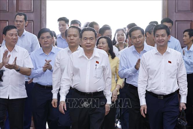 Chủ tịch Quốc hội Trần Thanh Mẫn tiếp xúc cử tri sau Kỳ họp thứ 10 tại thành phố Cần Thơ. Ảnh: Doãn Tấn – TTXVN