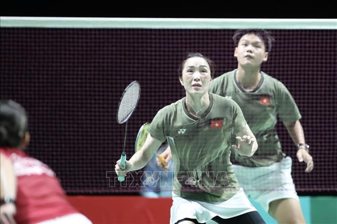 Vũ Thị Trang và Bùi Bích Phương giành HCĐ nội dung đôi nữ tại SEA Games 33. Ảnh: TTXVN phát