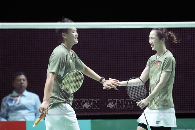 Vũ Thị Trang và Bùi Bích Phương giành HCĐ nội dung đôi nữ tại SEA Games 33. Ảnh: TTXVN phát