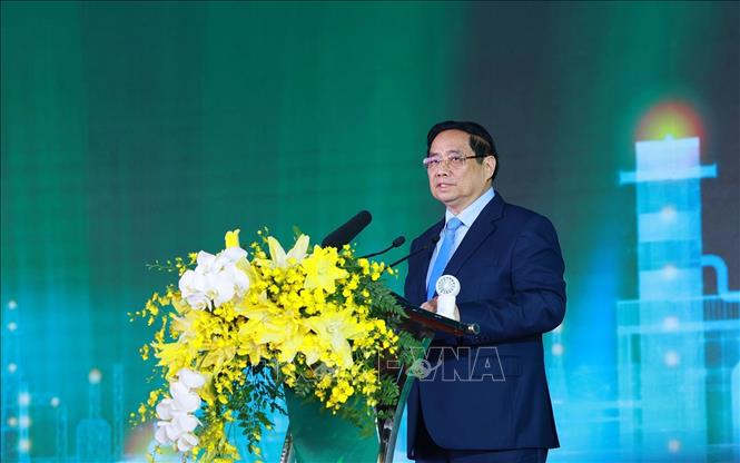 Thủ tướng Phạm Minh Chính phát biểu tại Lễ khánh thành Nhà máy Điện khí LNG Nhơn Trạch 3 và 4. Ảnh: Dương Giang-TTXVN
