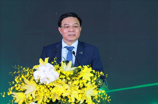 Chủ tịch Tập đoàn Công nghiệp-Năng lượng Quốc gia Việt Nam Lê Mạnh Hùng phát biểu. Ảnh: Dương Giang-TTXVN