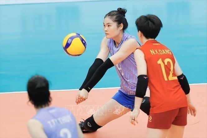 Thắng Philippines 3-0, đội tuyển bóng chuyền nữ Việt Nam giành quyền vào chung kết tại SEA Games 33. Ảnh: Minh Quyết - PV TTXVN tại Thái Lan
