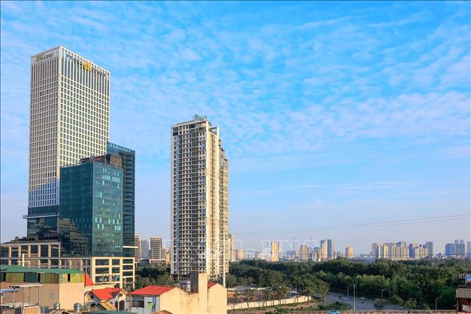 Không khí Hà Nội trong lành trở lại nhờ đợt gió mùa Đông Bắc. Ảnh: Hoàng Hiếu - TTXVN