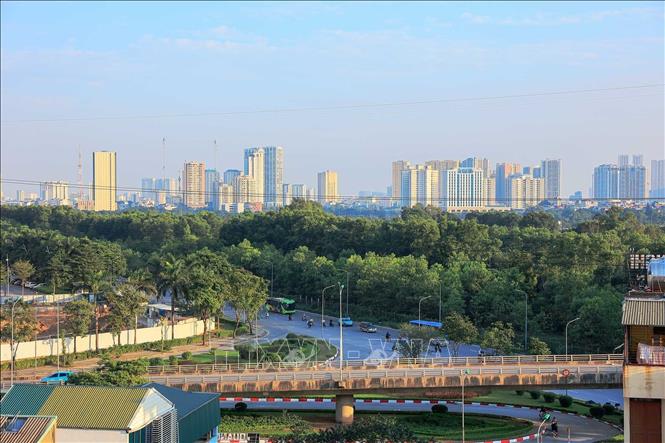 Không khí Hà Nội trong lành trở lại nhờ đợt gió mùa Đông Bắc. Ảnh: Hoàng Hiếu - TTXVN