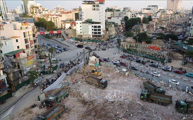 Mặt bằng ngã tư Đê La Thành - Láng đã hoàn thành trước ngày 15/12. Ảnh: Quốc Khánh - TTXVN