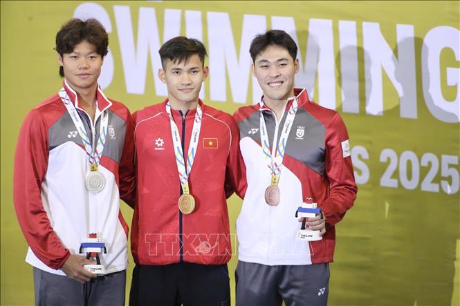 Kình ngư Phạm Thanh Bảo thi đấu xuất sắc, mang về tấm HCV nội dung 200m ếch nam với thành tích 2 phút 12,81 giây. Ảnh: Quý Lượng/TTXVN phát