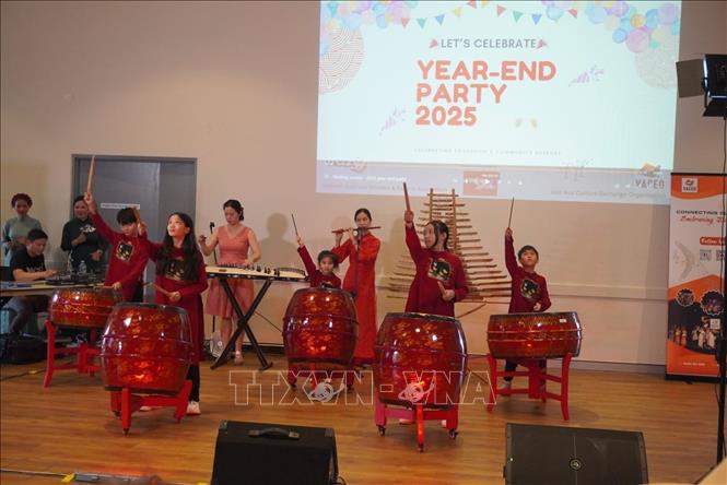 Một trong những tiết mục biểu diễn nghệ thuật đặc sắc tại sự kiện. Ảnh: Thanh Tú - PV TTXVN tại Australia