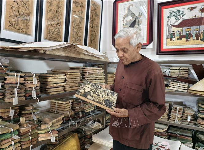 The woodblock prints of Dong Ho folk paintings are valuable resources for printing artwork. VNA Photo: Thanh Thương