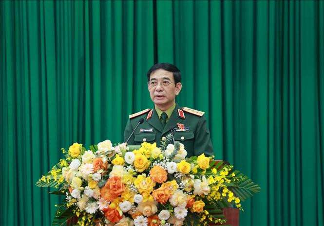 Đại tướng Phan Văn Giang, Ủy viên Bộ Chính trị, Phó Bí thư Quân ủy Trung ương, Bộ trưởng Bộ Quốc phòng, Đại biểu Quốc hội khóa XV tỉnh Thái Nguyên phát biểu tại Hội nghị. Ảnh: Thu Hằng-TTXVN
