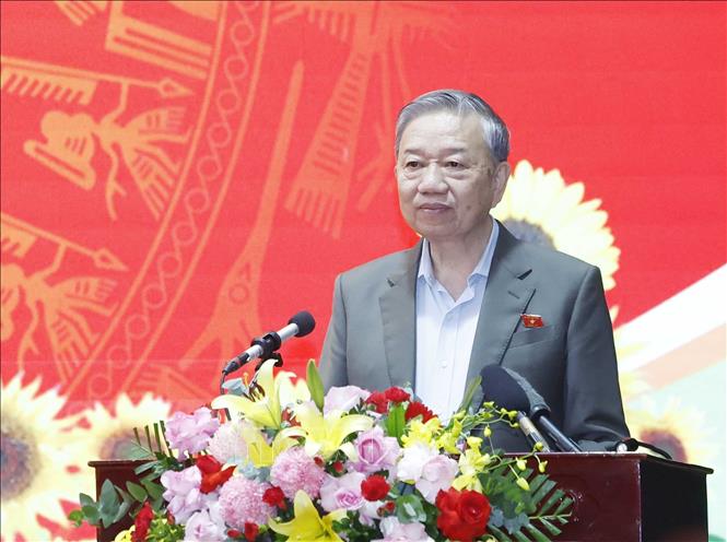 Tổng Bí thư Tô Lâm phát biểu tại buổi tiếp xúc cử tri tỉnh Hưng Yên sau Kỳ họp thứ 10, Quốc hội khóa XV. Ảnh: Thống Nhất – TTXVN