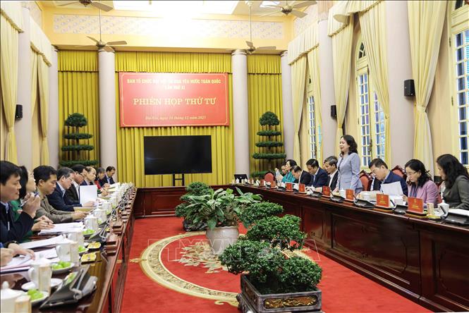 Phó Chủ tịch nước Võ Thị Ánh Xuân, Phó Chủ tịch thứ nhất Hội đồng Thi đua - Khen thưởng Trung ương, Trưởng Ban tổ chức Đại hội chủ trì phiên họp. Ảnh: An Đăng - TTXVN