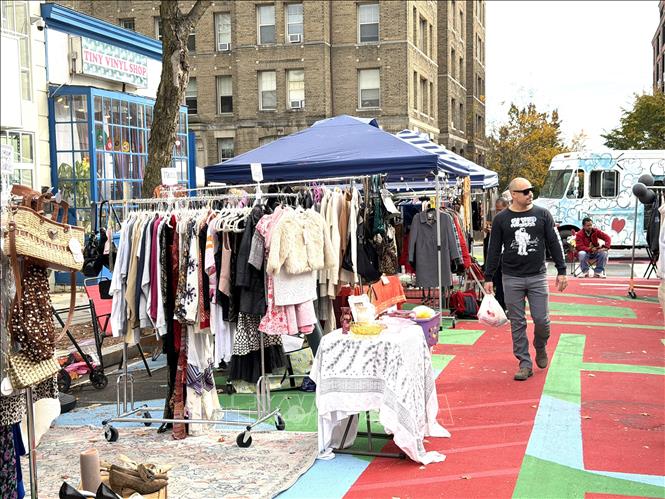 Một góc chợ trời ở trung tâm thủ đô Washington D.C. Ảnh: Ngọc Quang - PV TTXVN tại Mỹ 