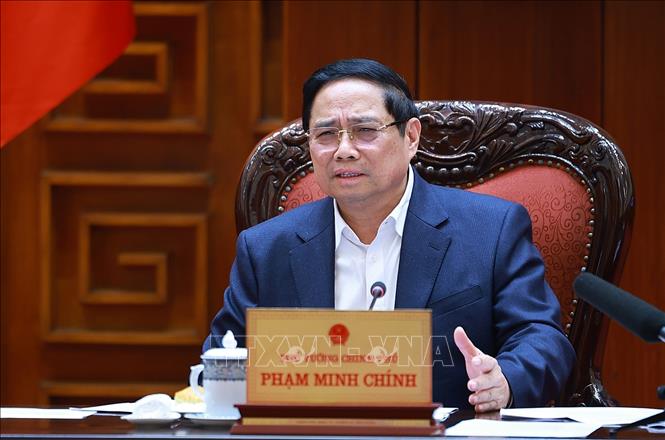 Thủ tướng Phạm Minh Chính chủ trì họp Thường trực Chính phủ về công tác chuẩn bị tổ chức Lễ khởi công, khánh thành, thông xe kỹ thuật các công trình, dự án trọng điểm. Ảnh: Dương Giang – TTXVN
