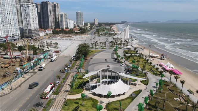 Trạm dịch vụ công cộng tại khu vực công viên Thùy Vân. Ảnh: Huỳnh Sơn - TTXVN